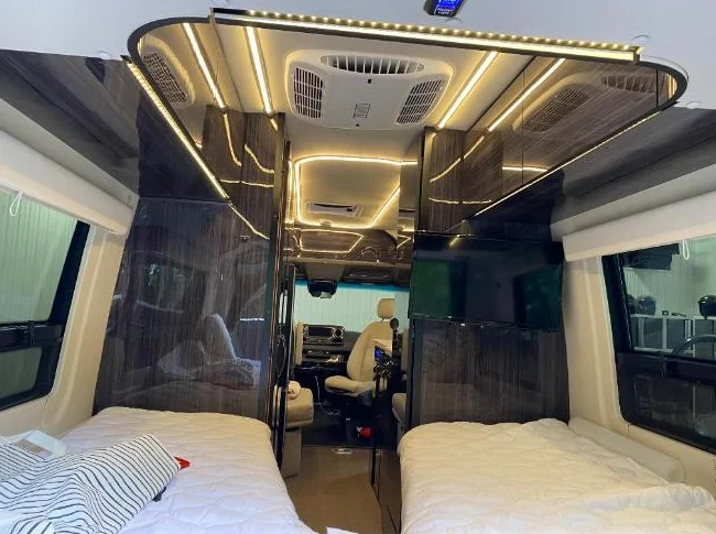 Winnebago Era 70a thumbnail 5