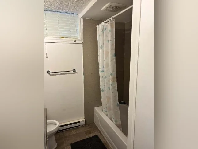 4 1/2 Logement/ Appartement 418-389-6380 thumbnail 6