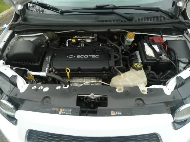 Chevrolet Sonic Hathback 2014 + système de remorquage à plat Patriot 3 (SI VOUS VOYEZ L'ANNONCE, LES PRODUITS SONT DISPONIBLES) thumbnail 6