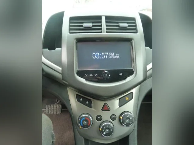 Chevrolet Sonic Hathback 2014 + système de remorquage à plat Patriot 3 (SI VOUS VOYEZ L'ANNONCE, LES PRODUITS SONT DISPONIBLES) thumbnail 5