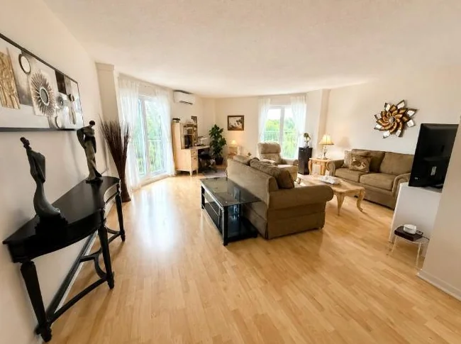 ✨ À LOUER – Condo 4 ½ à Candiac – 1 682 $/mois ✨