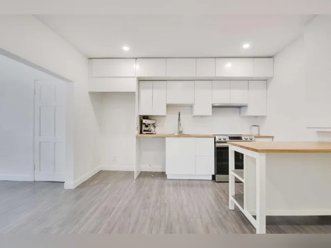 5 1/2 appartement spacieux à louer