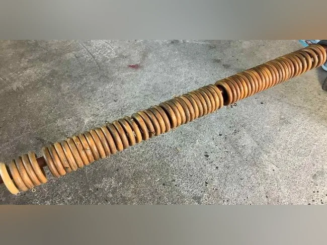 Pôles à rideaux en bois et métal de différentes grandeurs thumbnail 7