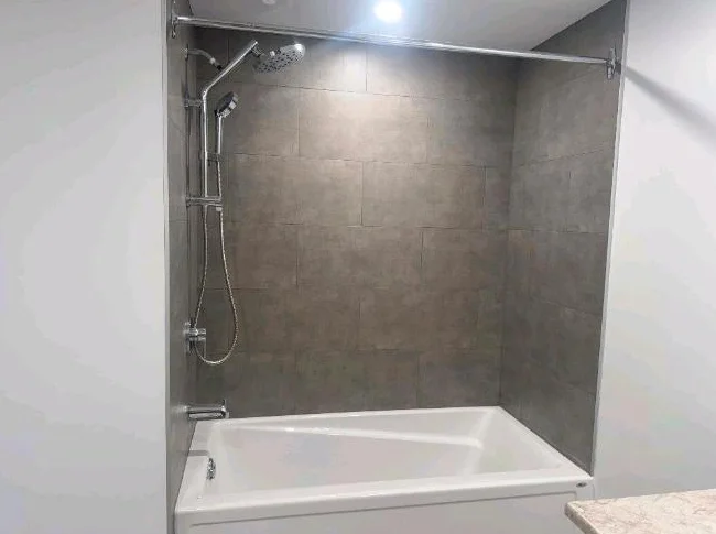 Grand logement 6 1/2 (sous-sol) thumbnail 2