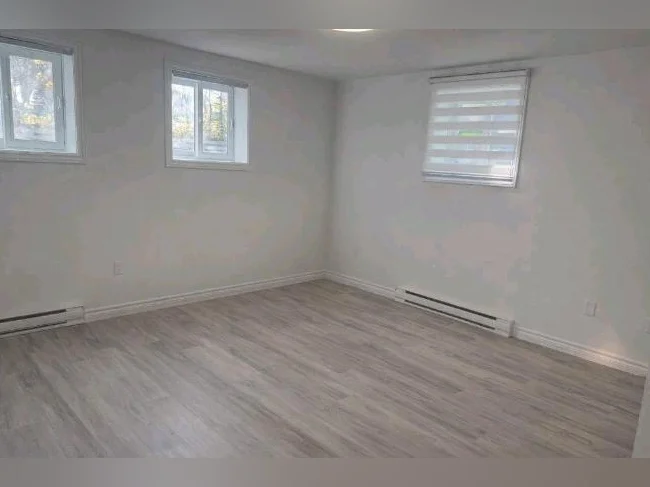 Grand logement 6 1/2 (sous-sol) thumbnail 3