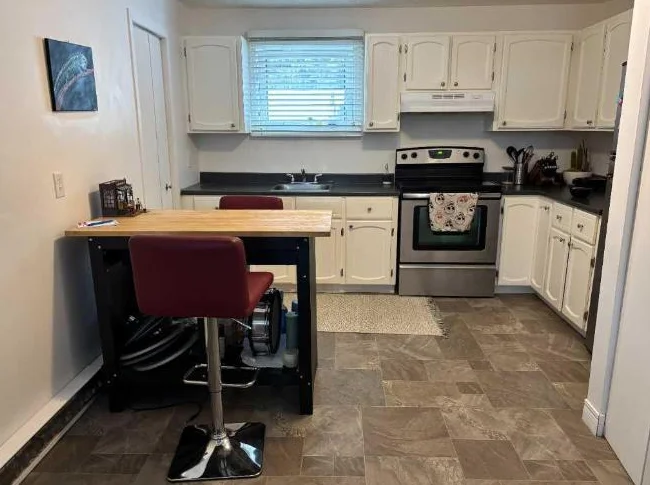 4 1/2 Logement/ Appartement 418-389-6380 thumbnail 4