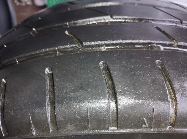 2 pneus d été Firestone 255-35-18 thumbnail 2