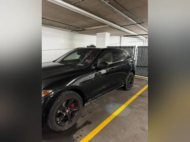 2017 Jaguar F-Pace S thumbnail 2