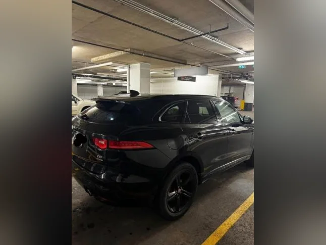 2017 Jaguar F-Pace S thumbnail 4