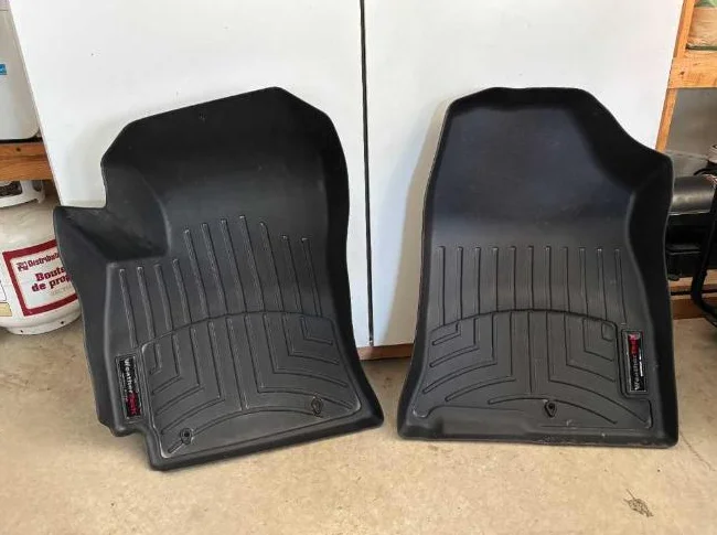 Tapis Weathertech pour Kona 2024 à 2026 état neuf
