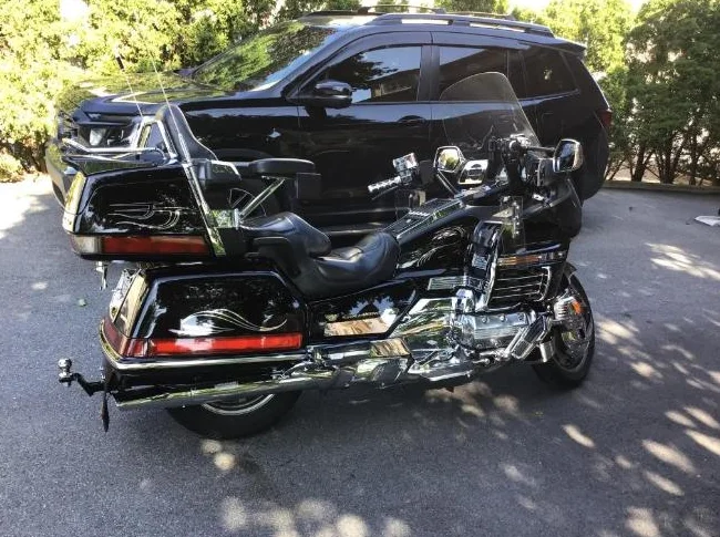 Honda GoldWing 1500 GL 1999 - 50 ième anniversaire thumbnail 3