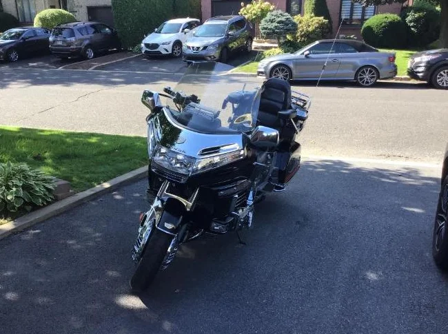 Honda GoldWing 1500 GL 1999 - 50 ième anniversaire thumbnail 2