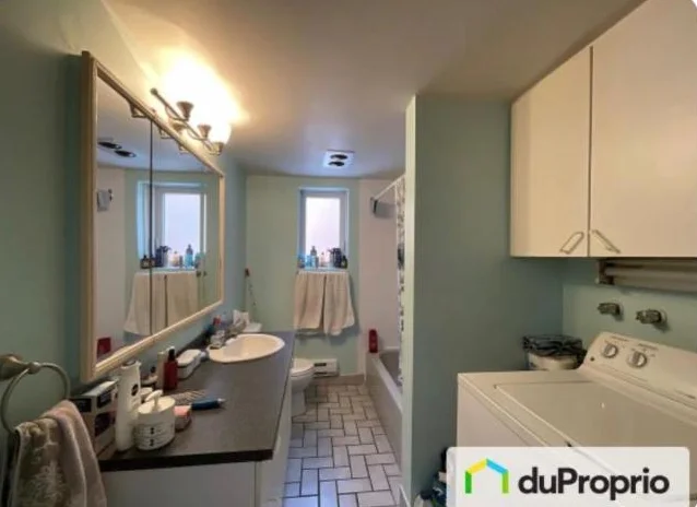 Triplex à vendre Chomedey thumbnail 5