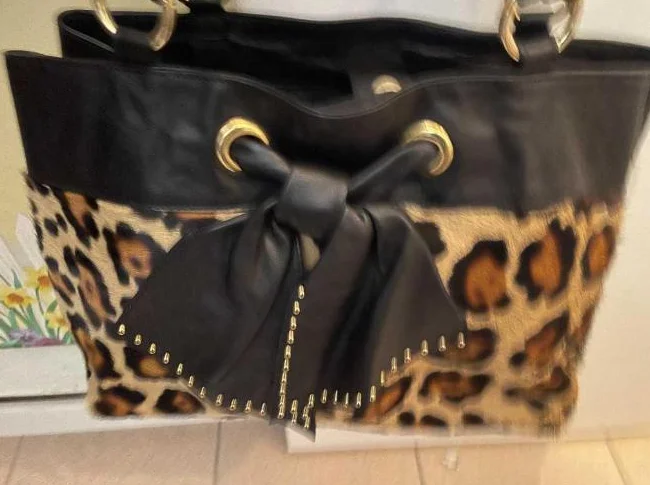 Sac Paolo Masi Italie - Cuir noir et motif fourrure leopard