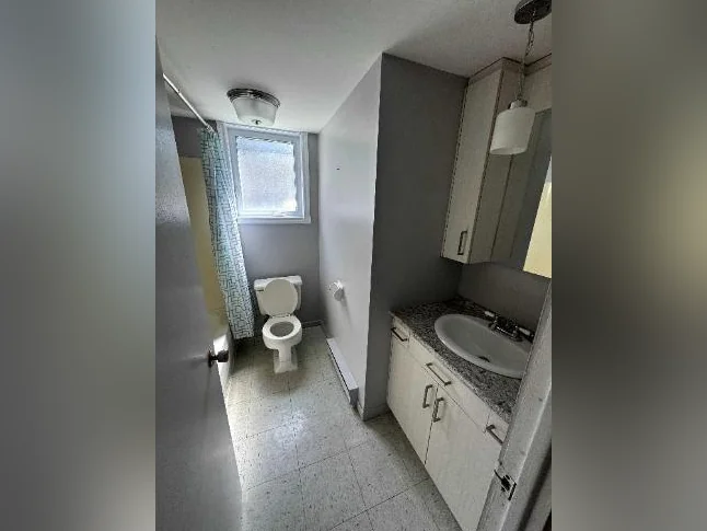 location de deux chambres dans un quaduplex thumbnail 5