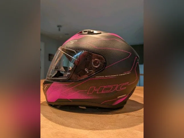 casque HJC neuf pour jeune S