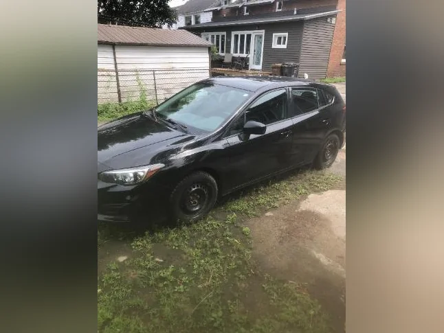 Subaru impreza 2017 thumbnail 2