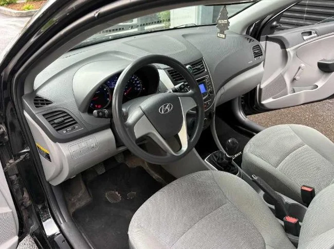 Hyundai Accent 2014 - Boîte de vitesse manuelle thumbnail 7