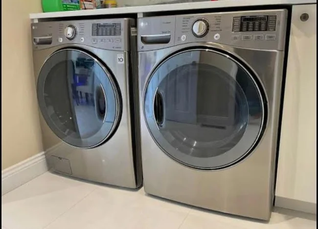 Laveuse Secheuse/washer dryer