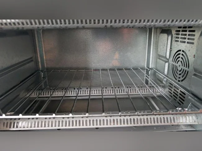 Four grille pain à convection