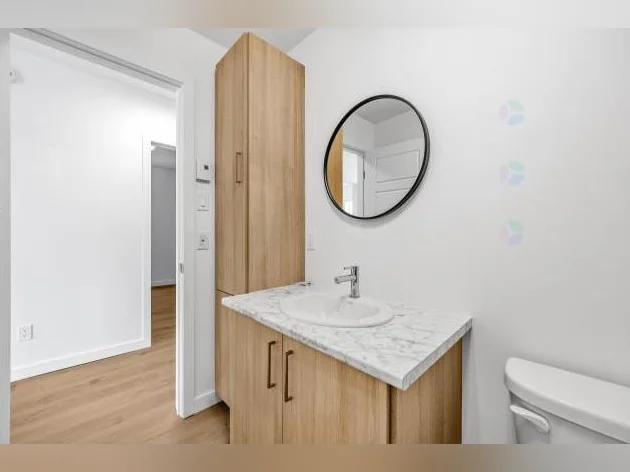 Logement 5 1/2 disponible à St-Jérôme thumbnail 4
