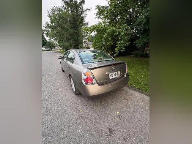 2003 Nissan Altima 2003 2.5L SL thumbnail 3