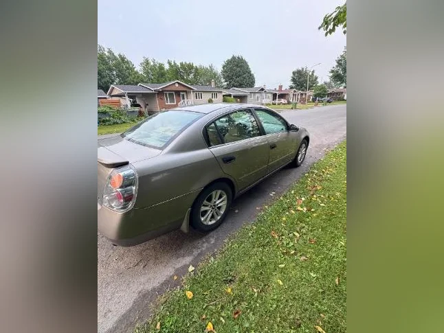 2003 Nissan Altima 2003 2.5L SL thumbnail 2