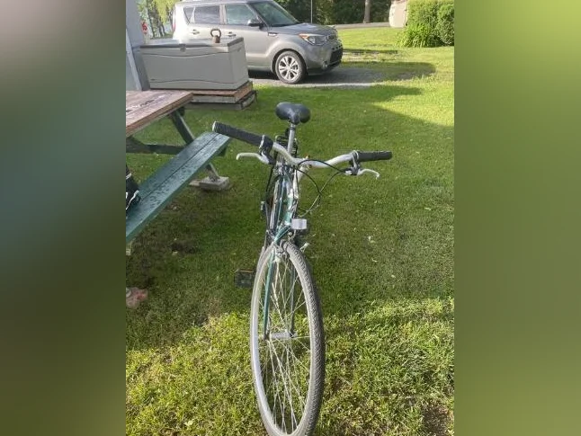 Bicycle homme en très bonne condition thumbnail 2