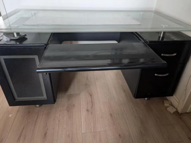 bureau de ^roffessionnel
