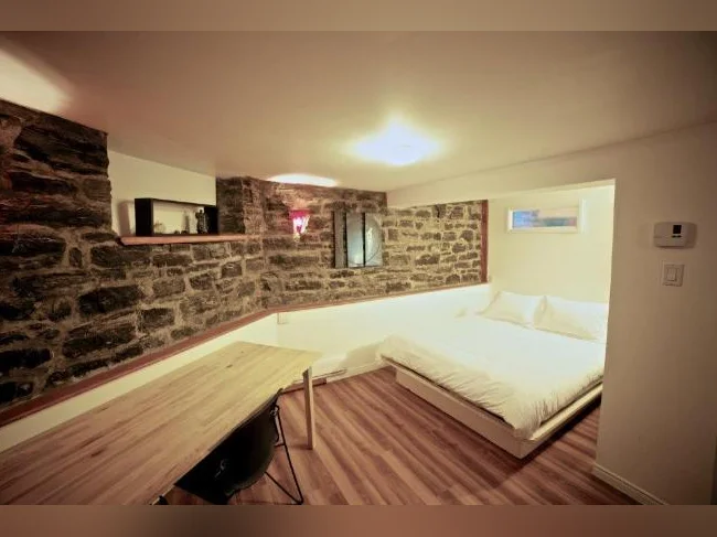 4-1/2 Rénové 2 chambre très bien Situé a Limoiou thumbnail 8