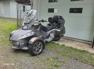 Spyder RT-S 2012