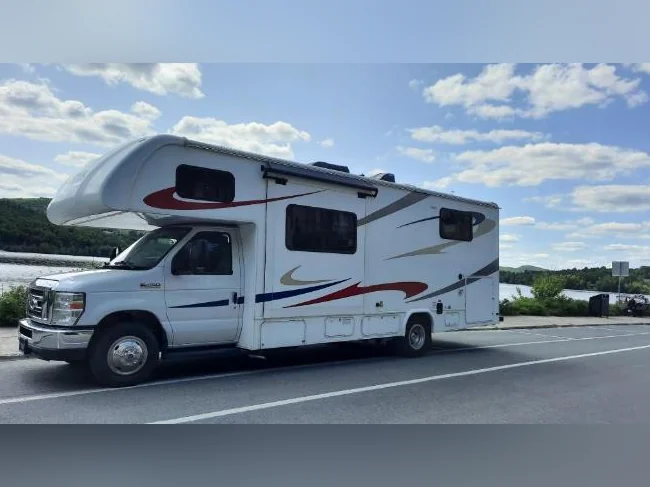 VR Motorisé Classe C 2019 Forest River Forester 2651CD - Véritable 4 saisons