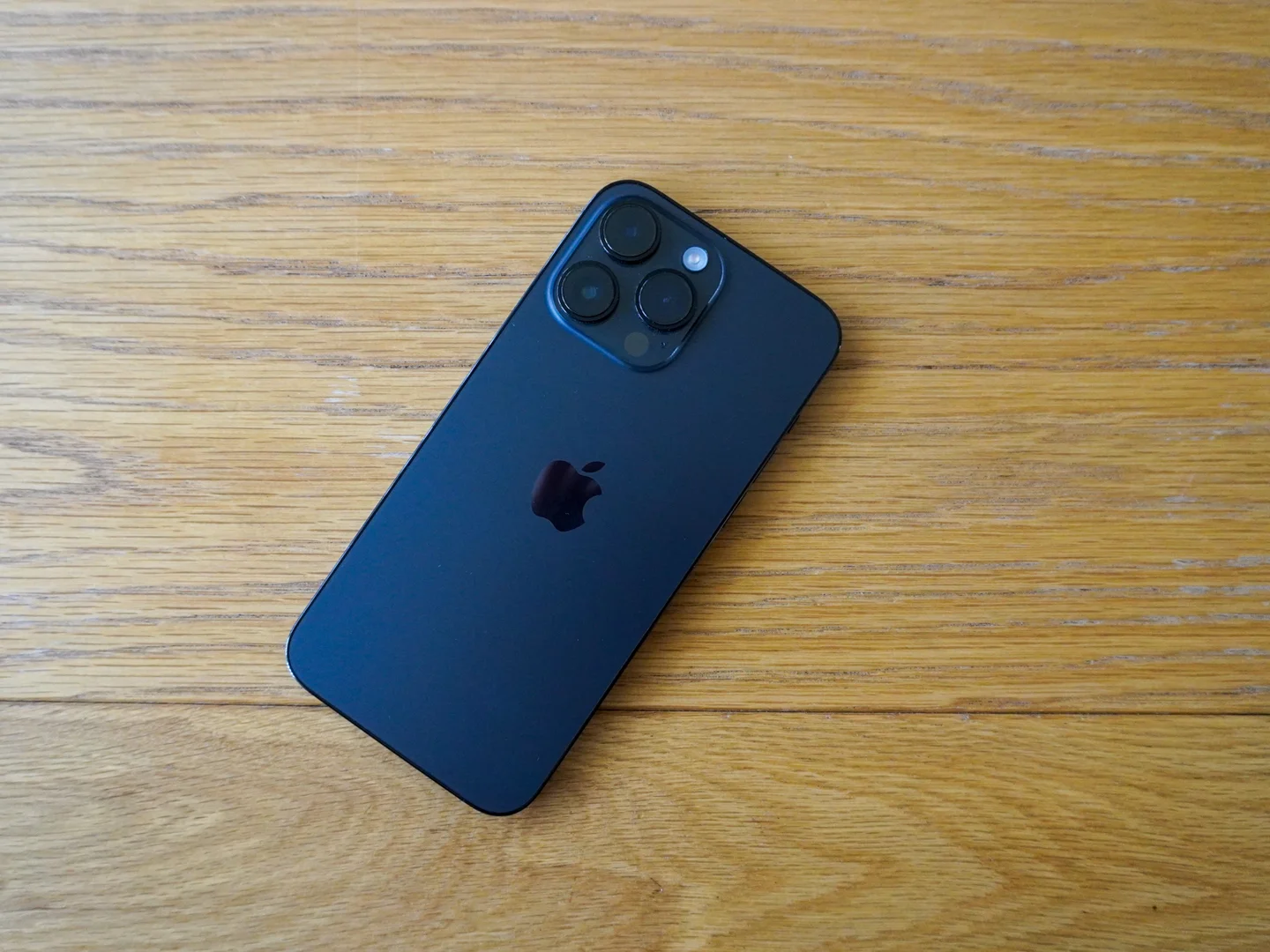 iPhone 14 Max 512GB (Black) - Gently Used