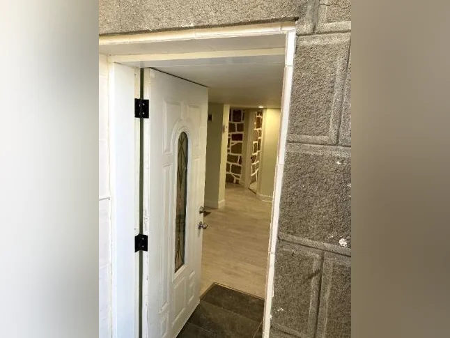 Chambre à louer à Rivière des Prairies thumbnail 2