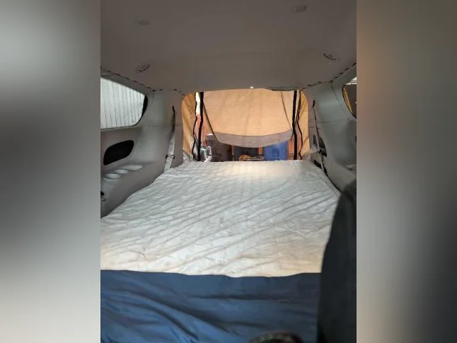 Grand Caravan Chrysler 2023 thumbnail 5
