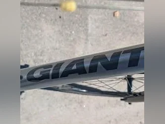 Vélo hybride GIANT thumbnail 2