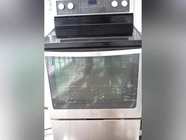 Cuisinière électrique Whirpool thumbnail 3