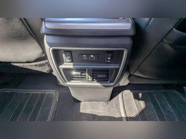 2019 Nissan Murano thumbnail 8