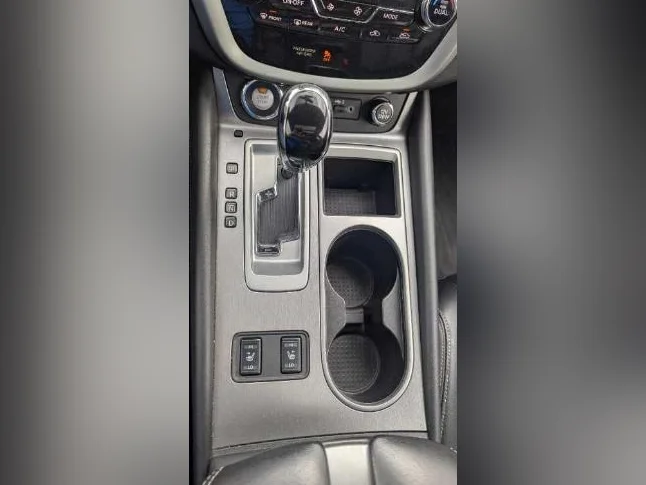 2019 Nissan Murano thumbnail 5