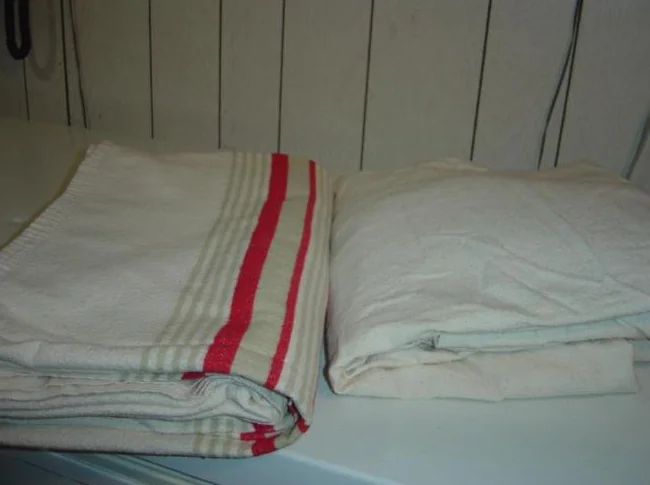 literie divers ensemble draps LIT 60p, 54p ,et 39p , aussi drap seul thumbnail 4