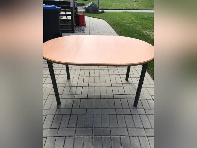 Table de cuisine thumbnail 3