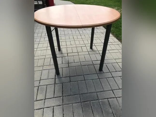 Table de cuisine thumbnail 2