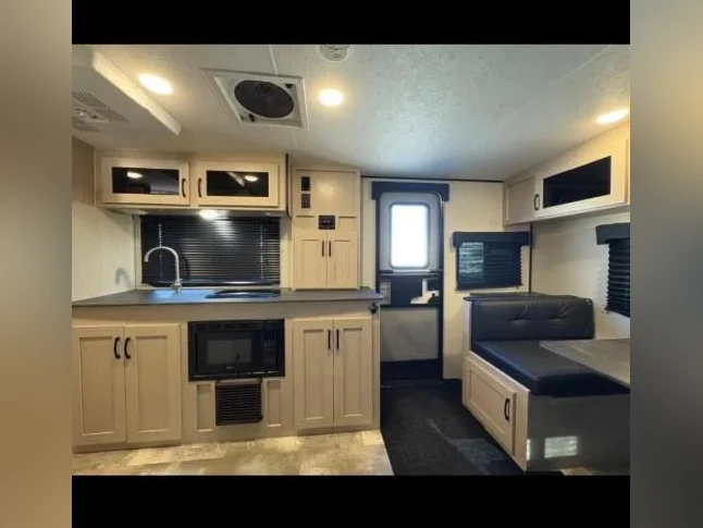 Roulotte Coachmen Apex Nano 2023 thumbnail 4