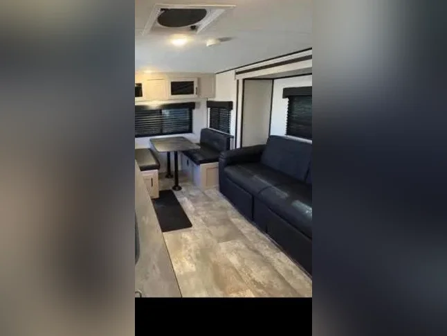 Roulotte Coachmen Apex Nano 2023 thumbnail 9