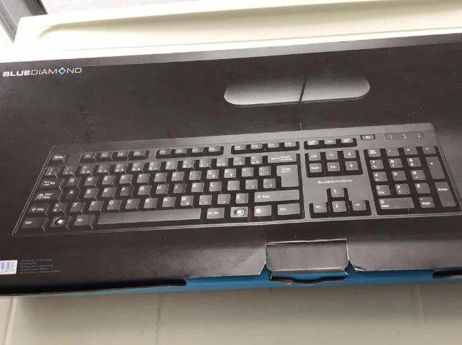 A VENDRE CLAVIER D’ORDINATEUR thumbnail 5
