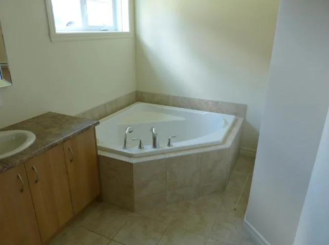 Beau grand condo a Ste-foy thumbnail 8