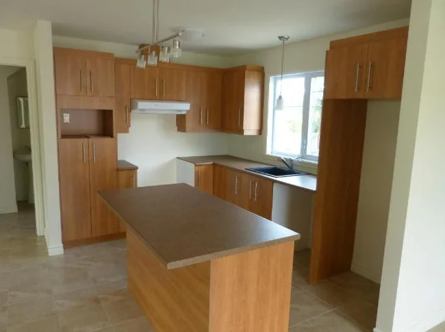 Beau grand condo a Ste-foy thumbnail 2