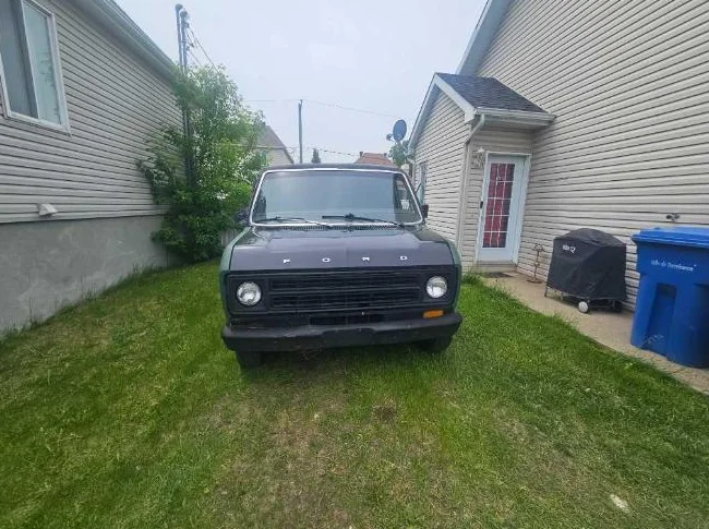 Van ford 1977 camper thumbnail 7