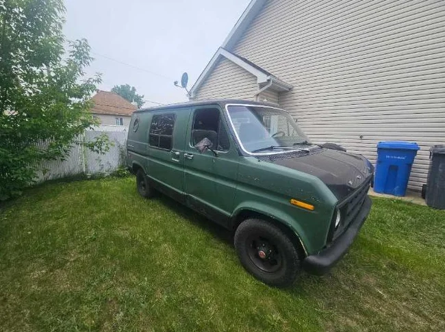 Van ford 1977 camper thumbnail 8