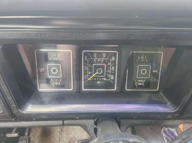 Van ford 1977 camper thumbnail 6